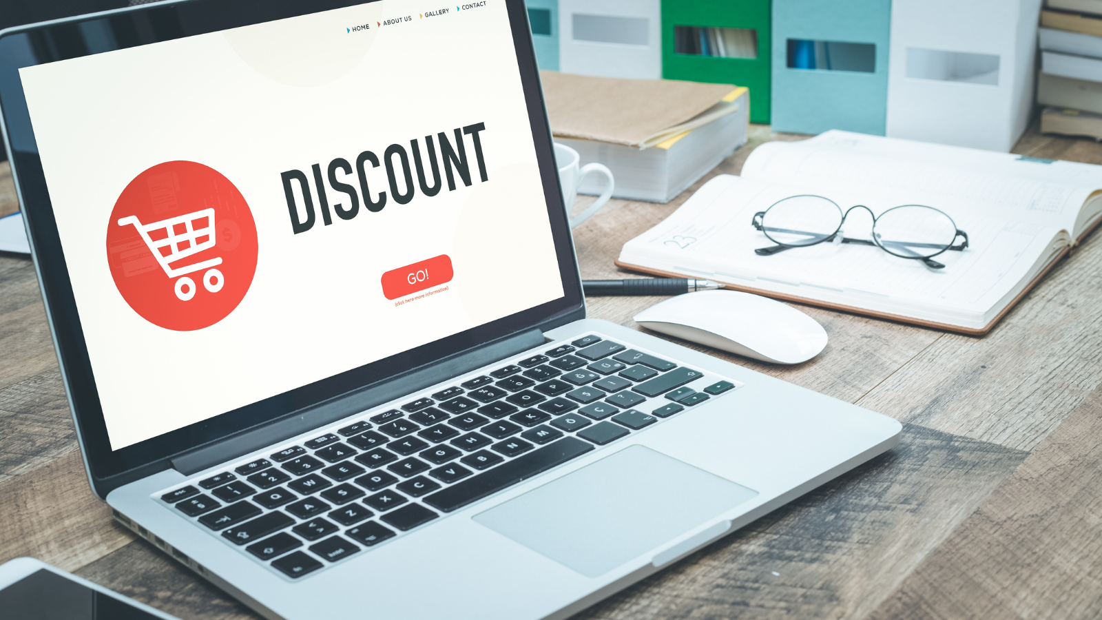 Discount strategy image showing ecommerce sale concept and pricing impact on margins