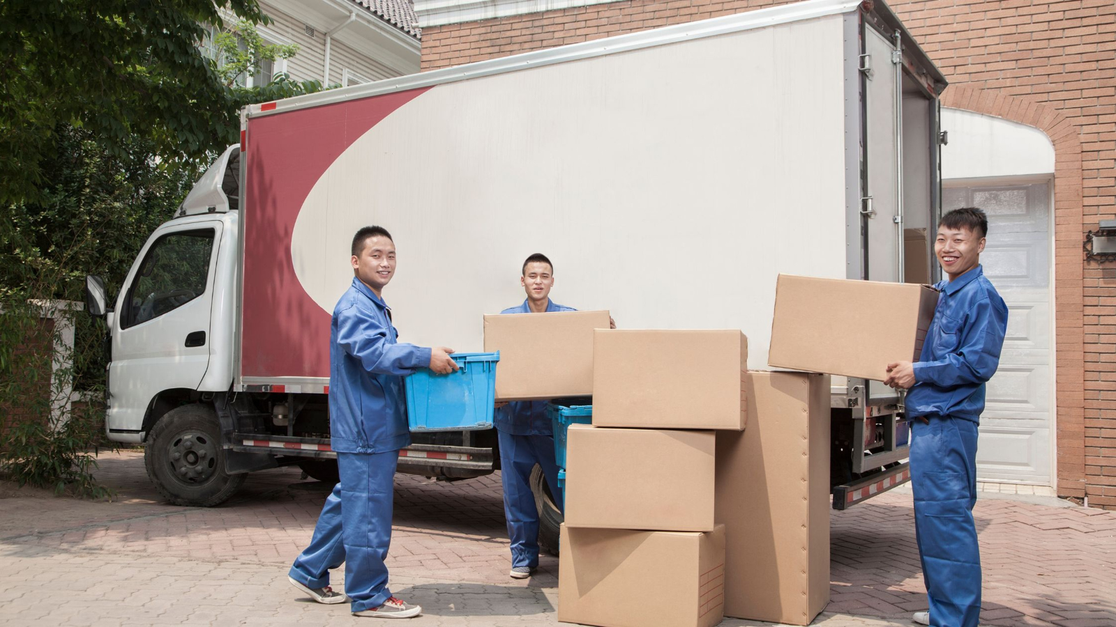 logistics team handling deliveries representing last mile distribution and scaling operations
