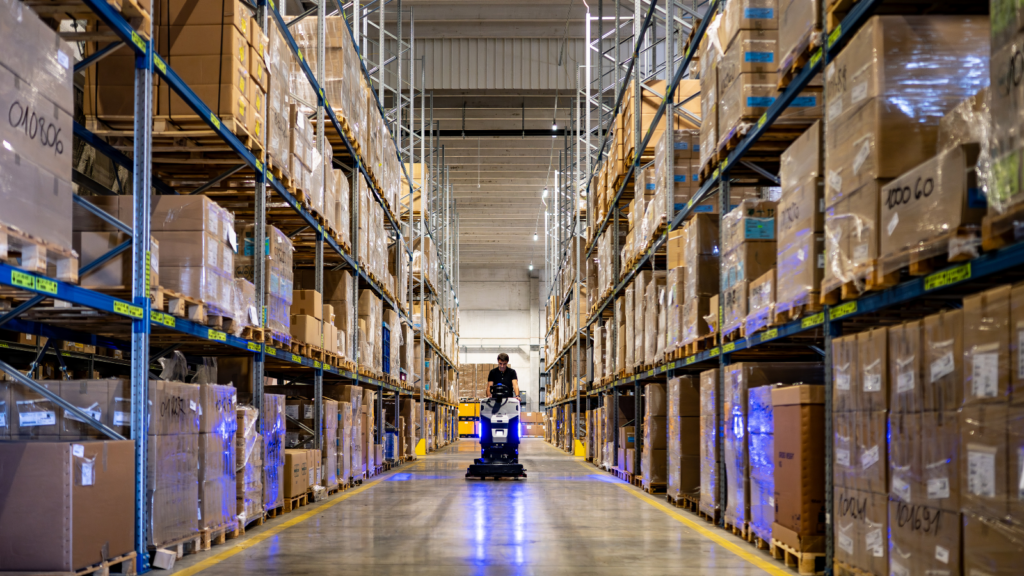 Large warehouse with pallet racks for self-operated ecommerce fulfilment