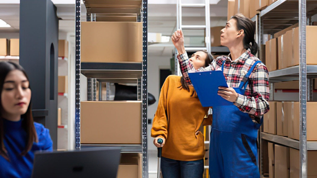 Inventory allocation process showing warehouse stock being checked before an order is assigned for fulfilment
