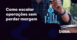 pessoa desenhando um foguete para simbolizar a escala de operações no marketplace